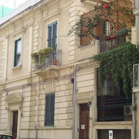 La Maison Des Livres Reggio di Calabria Exteriér fotografie